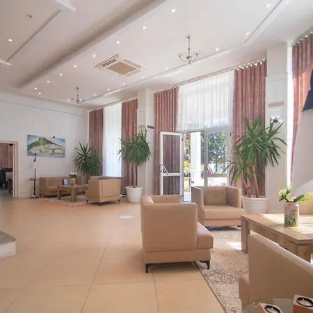 Princ Hotel 3*