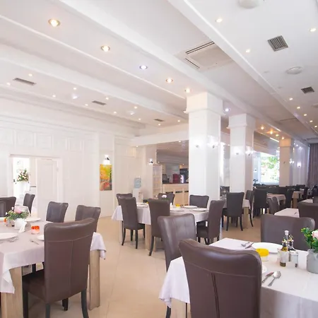 Princ Hotel Golem (Tirana)